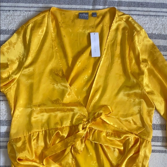 New York & Co. Yellow high low kimono - Picture 2 of 2